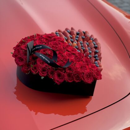 Sweetheart Red Rose & Berry Fusion Box
