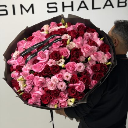 Red with Barbie Pink Bouquet